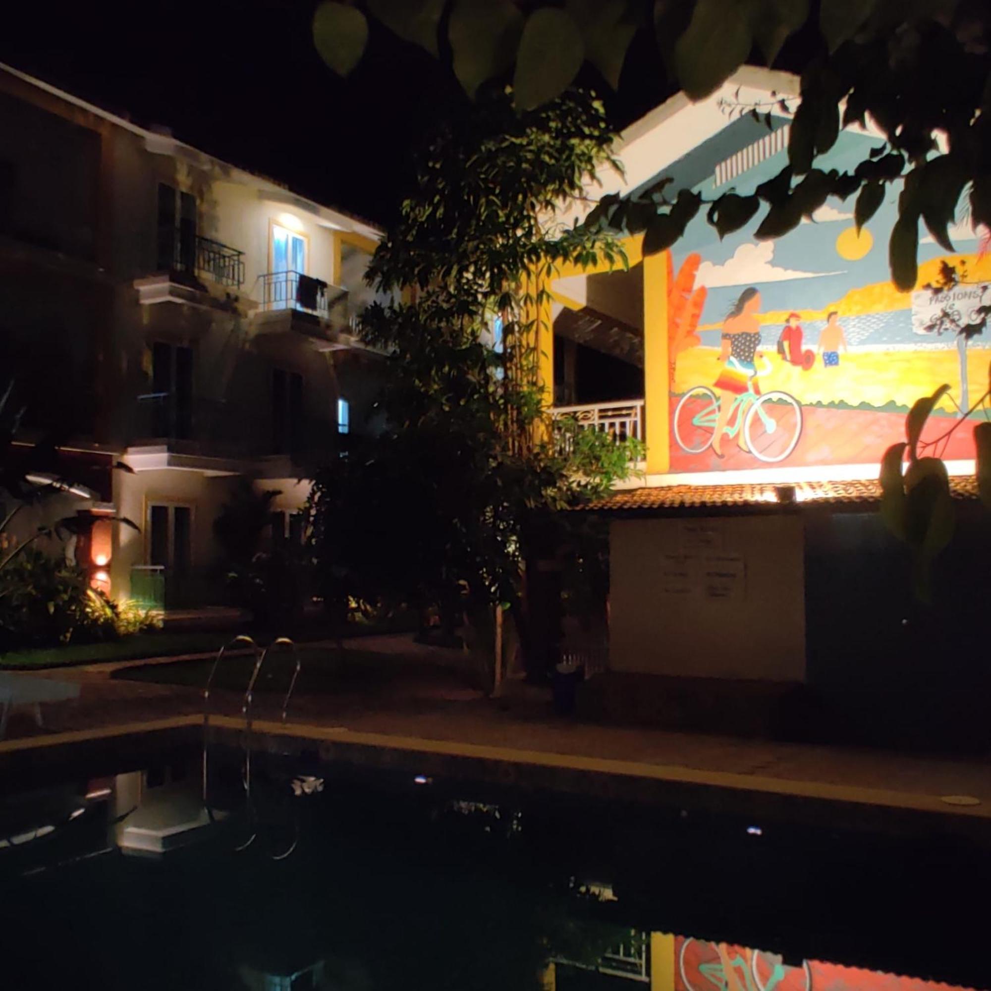 Passions De Goa Hotel Анджуна Екстериор снимка