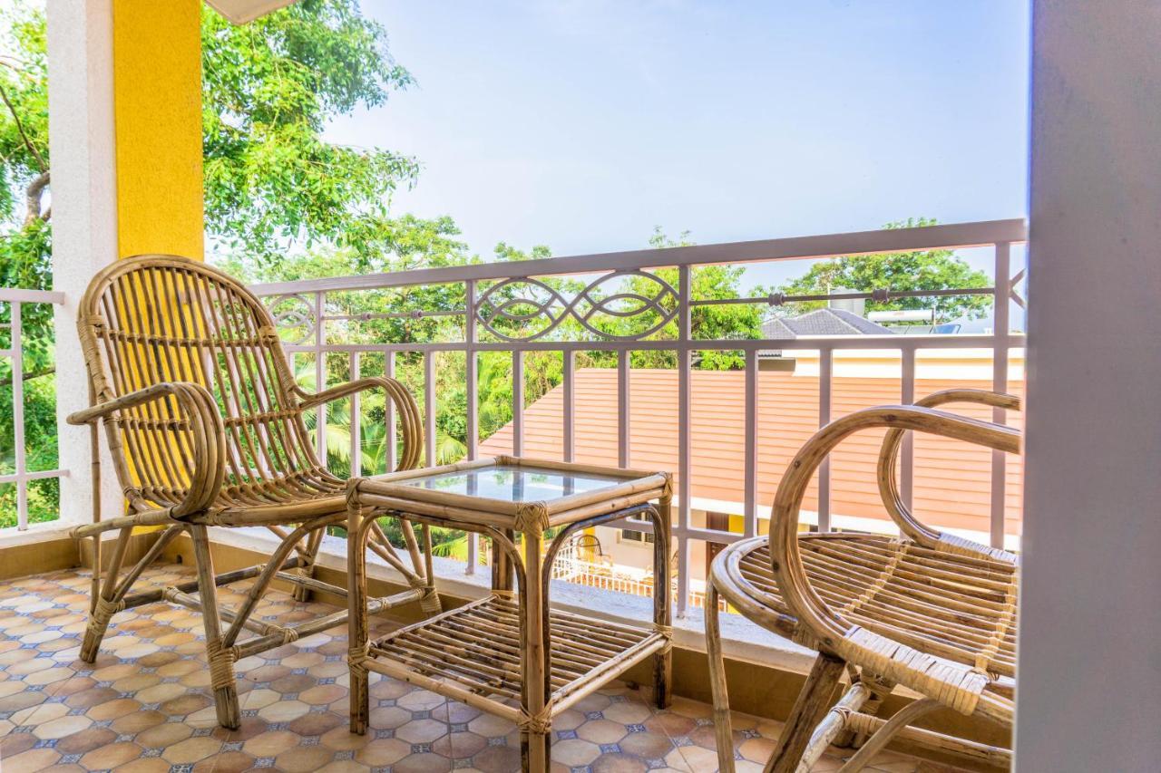 Passions De Goa Hotel Анджуна Екстериор снимка